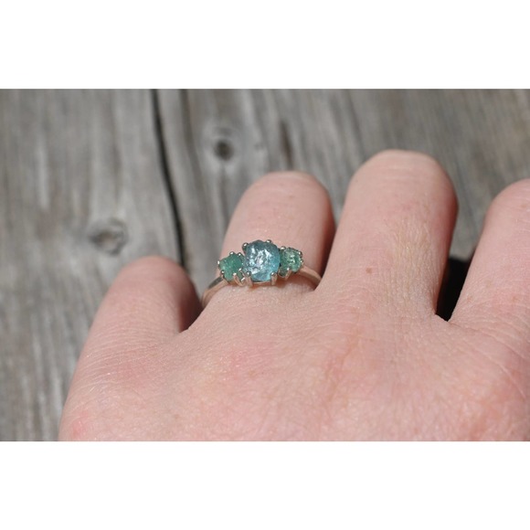 Aquamarine and Emerald engagement ring size 3 4 5 6 7 8 9 10 11 12 13 - Picture 2 of 4